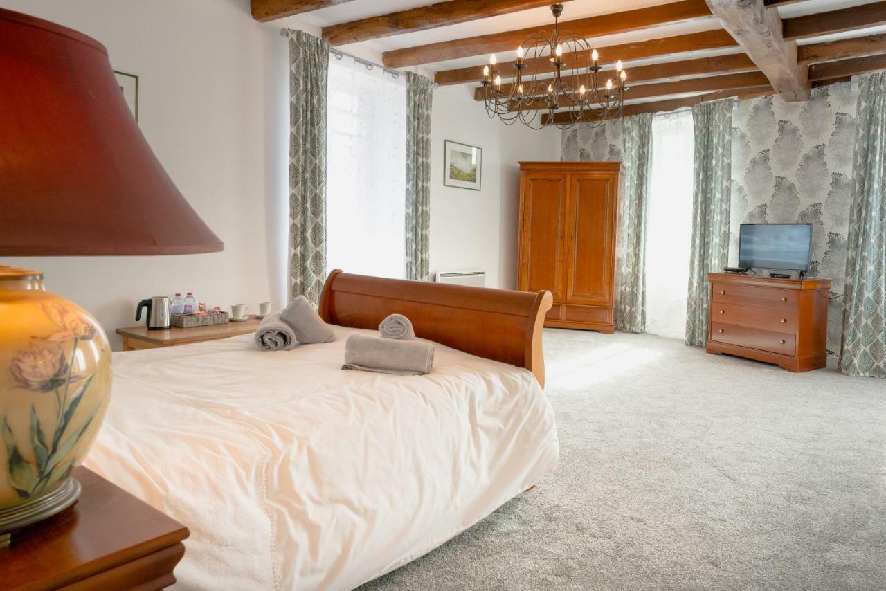 Auberge Du Noyer Londigny Eksteriør bilde