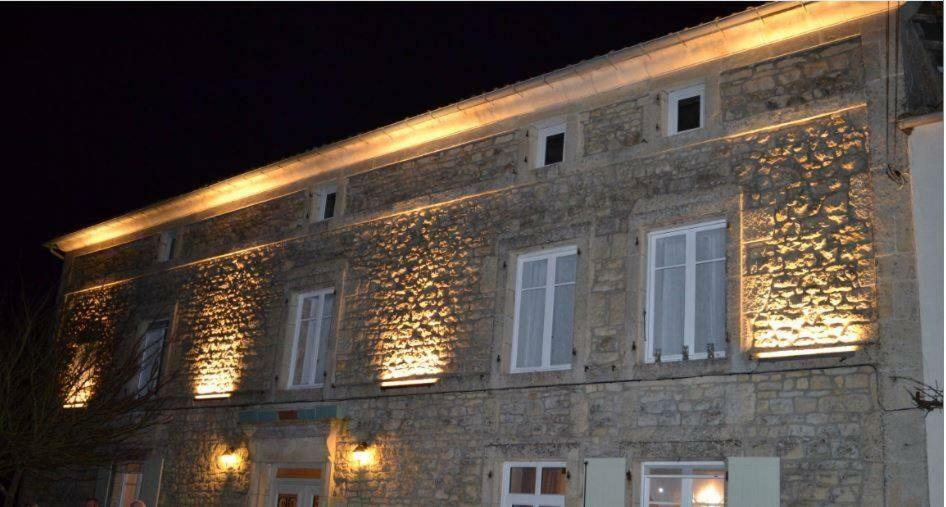 Auberge Du Noyer Londigny Eksteriør bilde